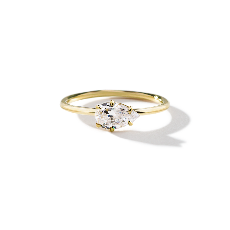 ILA Pear 18K Yellow Gold Engagement Ring East West